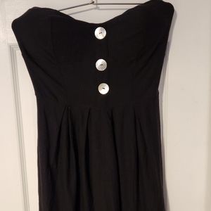 Short Black Sleeveless Dress